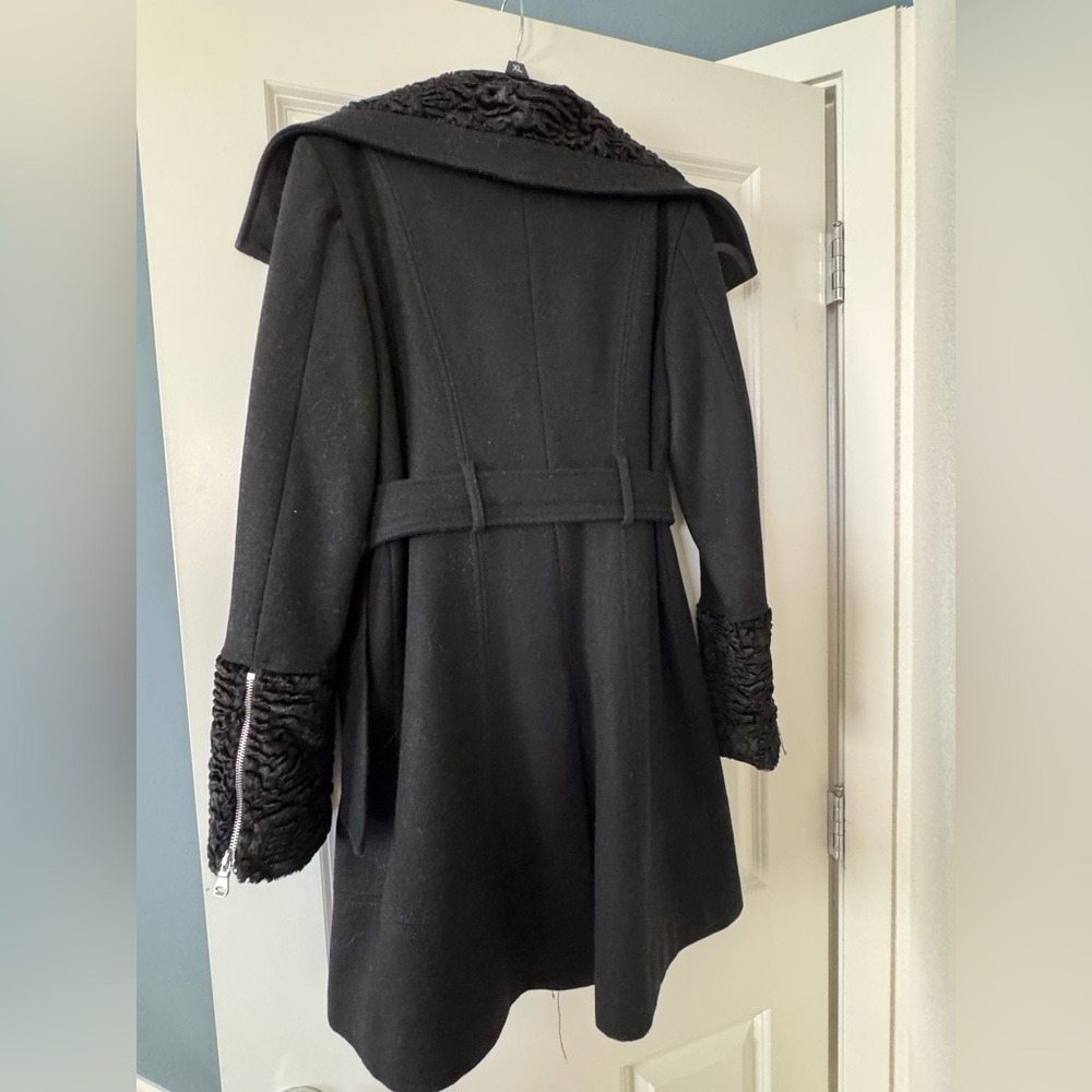 Guess Black Trench Coat with Faux Fur Accents - Picture 6 of 7
